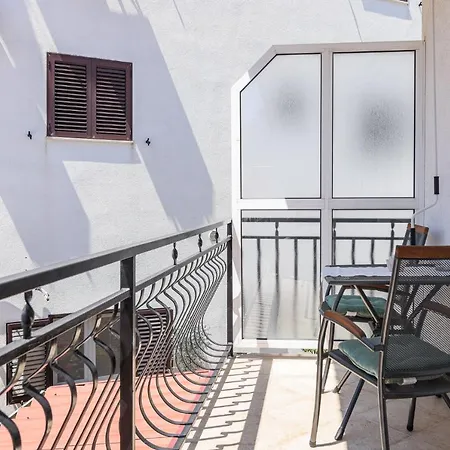 Suki Apartament *